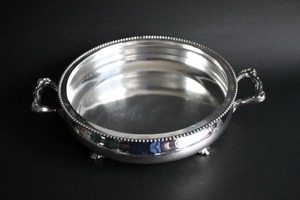 Casserole élégante en métal argenté avec couvercle et poignées pour servir les plats chauds, le curry, le riz, les sauces et la cuisine à domicile - Product Image 3