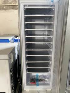 Fabricant de glace vertical 220V 198L 11 couches avec fabricant de blocs de glace solaire 65-70KG/jour Haute capacité pour usage commercial et industriel - Product Image 5