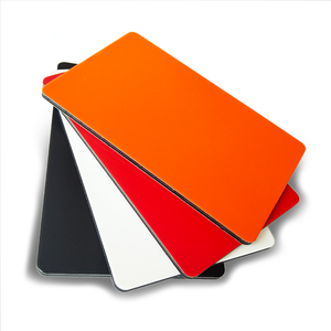 Support d'affichage moderne à panneau composite en aluminium de 4mm pour la publicité extérieure dans les chambres à coucher, les salles de bain, les hôtels, les entrepôts et les bureaux - Product Image 1