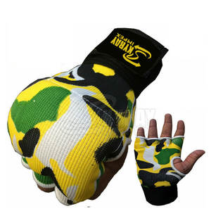 Venta al por mayor de guantes de boxeo internos personalizados de alta calidad Guantes de Kickboxing internos con logotipo personalizado En stock - Product Image 1