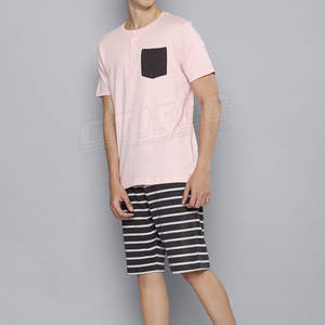 Vente en gros directe d'usine d'ensemble de shorts pour hommes conception OEM personnalisée ensemble t-shirt et short à manches courtes - Product Image 3