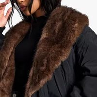 Nueva Chaqueta Acolchada de Invierno para Mujer, con Cuello de Piel Sintética Teñida, Transpirable, de Algodón Cálido, con Logotipo Personalizado Bordado en Nailon