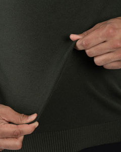 Nouveauté 2025 – Pull décontracté pour homme en coton tricoté 100 %, couleur unie, col en V, logo personnalisé, anti-boulochage et respirant - Product Image 2