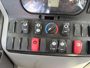 รถตักล้อยาง JCB 3CX/4CX สภาพดี – รถตักล้อยางสภาพดีทั้งรุ่น 3CX และ 4CX มีสินค้าพร้อมส่ง - Product Image 6