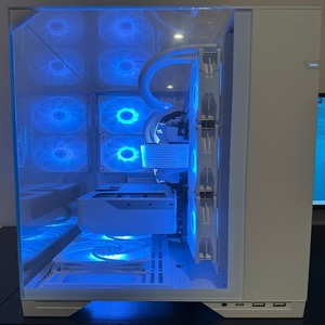 PCs de Juego Untouched-Sales con i9-14900K, RTX 4080 SUPER, 64GB DDR5, 4TB NVMe, Color Blanco - Product Image 5