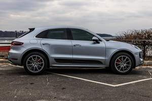 Porsche Macan Turbo 2015 Usado, 400 hp, Motor V6 Turbo, Tracción en las Cuatro Ruedas, Paquete Sport Chrono, Mayormente sin Modificaciones - Product Image 3