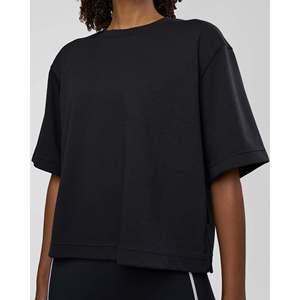 เสื้อยืดครอป AfterDark ZeroCrease สีดำ ทรงเข้ารูป น้ำหนักเบา สำหรับผู้หญิง - Product Image 3