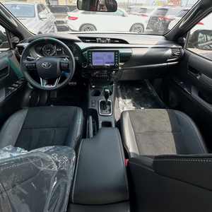 Toyota Hilux 2.8 GD-6 GR-Sport 4x4 d'occasion 2025 - Product Image 3