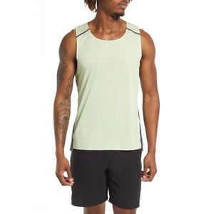 Débardeurs de sport personnalisés en coton/fibre de bambou respirants pour hommes 2025 – Maillots de corps athlétiques sans manches à col rond pour la course - Product Image 4