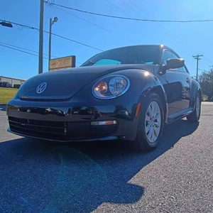 Voiture d'occasion de qualité abordable, Volkswagen Beetle 1.8T Wolfsburg Edition PZEV 2016, conduite à gauche - Product Image 1