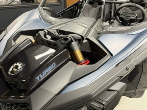 NUOVISSIMO PRODOTTO DI PUNTA Can-AmS <span class=keywords><strong>Maverick</strong></span> X3 MAX RS TURBO UTV - Product Image 4