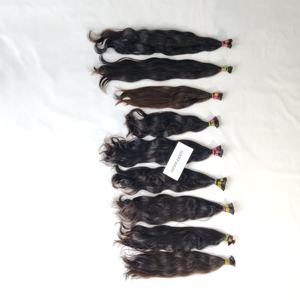 Extensions de cheveux humains bruts indiens à cuticule alignée au prix de gros tissage en vrac vague de cheveux humains vierges Curl lâche fermeture à lacet profond - Product Image 1