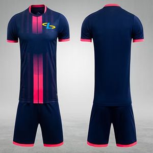 Uniforme de football à manches courtes léger, couleur et taille personnalisées, respirant, meilleur design, 100% polyester, haute qualité, fabriqué en usine - Product Image 4