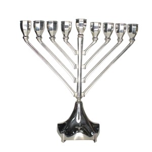 Classique religieux 7 branches Menorah métal laiton Temple candélabre bougeoir pour la décoration intérieure et l'utilisation cérémonielle - Product Image 5