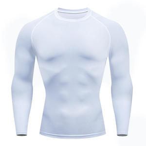Ensemble de shorts et rashguard personnalisés de haute qualité pour hommes BJJ MMA, sublimation, rashguards personnalisés haut de gamme - Product Image 3