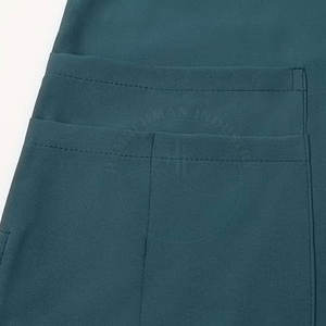 2025 venta al por mayor de uniforme médico de talla grande precio barato gran oferta uniforme médico hecho en Pakistán - Product Image 3