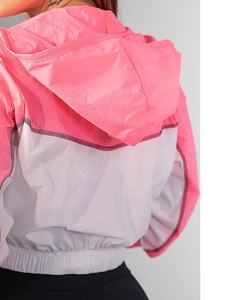 Chaqueta cortavientos impermeable con capucha transpirable para mujer, precio al por mayor, chaqueta ligera personalizada para exteriores con forro de nailon - Product Image 6