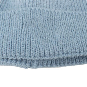 Bonnet d'hiver unisexe gaufré personnalisé de haute qualité avec logo en cuir bonnets tricotés de haute qualité - Product Image 6
