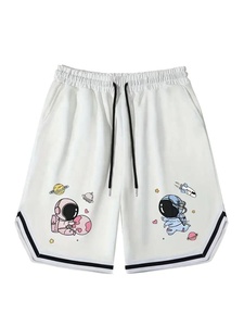 Shorts de basket-ball en maille polyester sublimés classiques pour hommes avec logo personnalisé en gros, avec poches, shorts pour hommes, basket-ball - Product Image 6