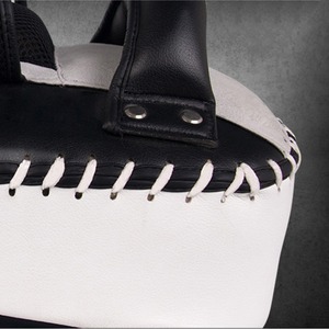 กระสอบชกมวยหนังวัวแบบปรับได้สำหรับผู้ชายหนัง PU นิ่มทนทานสวมใส่สบายสำหรับการฝึกซ้อมของผู้ใหญ่ - Product Image 3