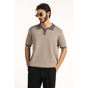 Polo ajusté pour homme en tricot de spandex de haute qualité, anti-plis, confortable, avec des caractéristiques techniques avancées, disponible en couleur unie ou à motifs. - Product Image 4