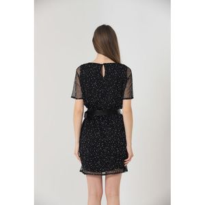 Robe à manches courtes Topshow avec ceinture noire et blanche, robes de cocktail en gros - Product Image 3