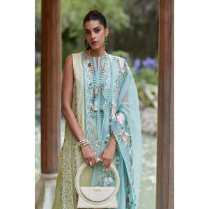 Ensemble de costumes pour femmes Crimson X Saira Shakira Luxury Lawn 2026 'Mountain Love'-D6 A-TC-612 - Product Image 3
