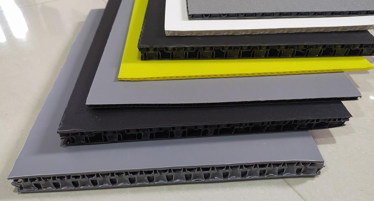 สีเหลือง