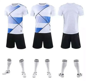 Uniforme sublimé de football 7V7 Chemise de joueur de football 100% uniformes de football en polyester avec logo Kits de clubs internationaux - Product Image 2
