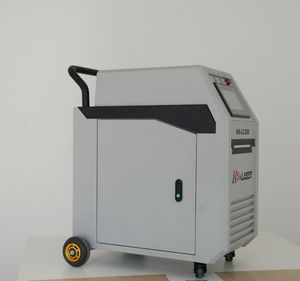 Équipement de nettoyage industriel portable, élimination de la rouille par laser pulsé - Product Image 4