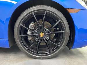Increíble Porsche 718 Boxster RWD 2017 Usado en Perfectas Condiciones, con Poco Kilometraje, en Existencia, Ofrecido a una Fantástica Oferta - Product Image 3