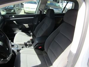 2009 para Rabbit 4 Puertas AWD Turbo R16 Asientos de Tela Interior Claro - Product Image 2