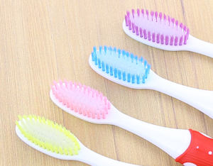 แปรงสีฟันคู่มีไส้หลอดเนื้อนุ่ม4PK พร้อมยี่ห้อ KSL หรือ <span class=keywords><strong>newday</strong></span> จาก yangchen Chen China 4แพ็ก4ชิ้น - Product Image 5