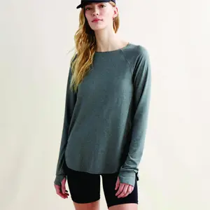 92% Recycled Polyester 8% Spandex Slim Fit Quick Drying Anti Balsam Green Mix Women Renew Breathable Long Sleeve Top
