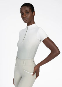 Chemise d'équitation athlétique respirante pour femmes, tissu extensible léger à manches courtes, couche de base équestre, service OEM - Product Image 5