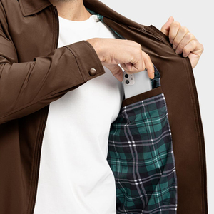 Veste imperméable légère à logo personnalisé de dernière génération en gros pour hommes, veste coupe-vent zippée, vestes d'hiver - Product Image 3