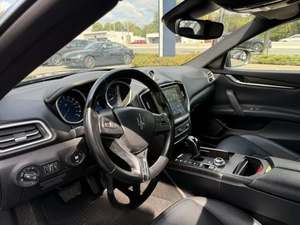 มาเซราติ แกรน ทูริสโม ปี 2017 เครื่องยนต์ 3.0 ลิตร ขับเคลื่อนสี่ล้อ พวงมาลัยซ้าย มือสอง - Product Image 3