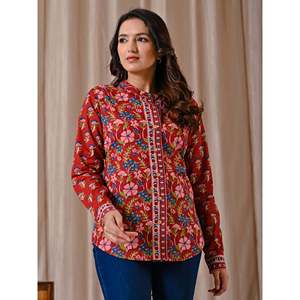 Blusa de Algodón Rojo Oscuro con Estampado y Botones Frontales con Decoración Bordada - Product Image 2
