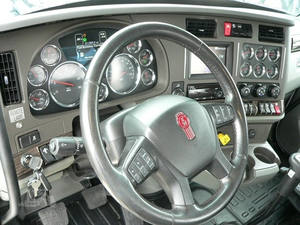 Camión de Remolque de Servicio Pesado Diésel 6X4/8X4 con Sistema de Cabrestante Hidráulico y Caja de Cambios Automática Izquierda R18 para Operaciones de Rescate Vehicular - Product Image 3