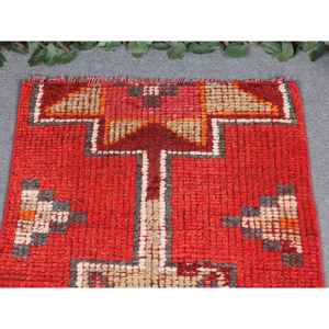 พรมวินเทจขนาด 2.4x2.4 ฟุต พรมตุรกีขนาดเล็ก พรมขนสัตว์สีแดงลายปะติด - Product Image 3