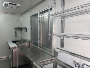 Remolque de Comida Móvil Comercial Refrigerado de 16 Pies Equipado para Sándwiches - Product Image 2