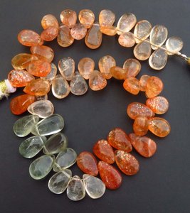 ลูกปัดหลายสีเขียวซันสโตนเรียบ9 "เส้น9-12มม. ลูกปัดพลอยสีรุ้งประกาย