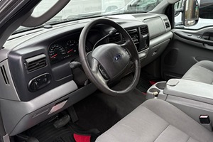 Ford Excursion XLT 4x4 de 2005 - Product Image 4