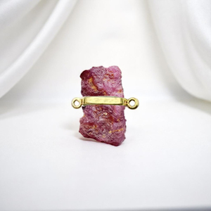 ตัวเชื่อมต่ออัญมณีทับทิมหยาบสร้อยคอพลอย DIY ขนาด12-14มม. ขั้วต่ออัญมณีแบบดิบ - Product Image 1