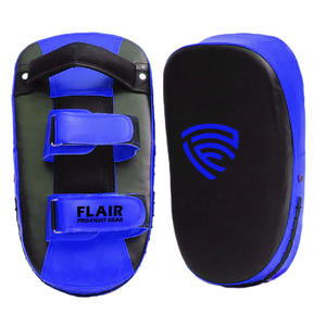 แผ่นฝึกคิกบ็อกซิ่งและศิลปะการต่อสู้แผ่นหนังสำหรับชกมวยออกแบบโลโก้ได้ตามต้องการ - Product Image 4