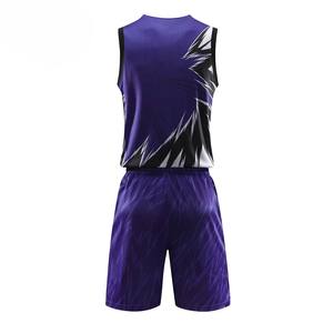 Uniformes personnalisés par sublimation pour votre propre équipe combinés uniformes et ensemble de basket-ball de haute qualité fabriqués au Pakistan pour unisexe - Product Image 3
