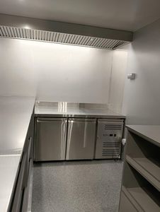 Remolque de Cocina Móvil Comercial de Aluminio a Precio Económico, Resistente a la Oxidación y con 3 Años de Garantía - Product Image 6