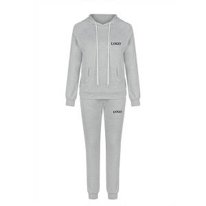 Trajes de lana de 2 piezas de invierno personalizados para mujer, Jersey corto con capucha estampado, sudadera, pantalones de chándal, chándales - Product Image 2