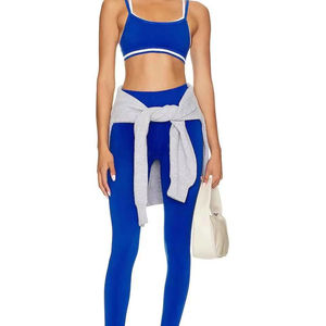 Nouveauté Pantalon de yoga skinny taille haute personnalisé pour femmes, leggings d'entraînement et de fitness à motif solide OEM - Product Image 1