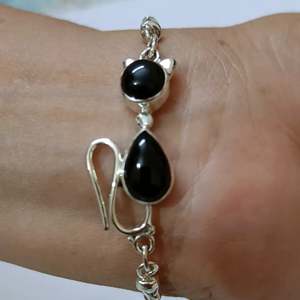 Pulsera Navya Craft de Plata de Ley 925 Hecha a Mano de 7.0 Pulgadas con Diseño de Gato de Ónix Negro en Forma de Animal - Product Image 6